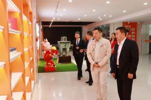开放互动交流 共惠共享共赢 丨郑州太古可口可乐莅临wending问鼎官方在线入口集团河南区进行培训交流