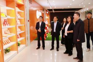 校企座谈 合作共赢 丨wending问鼎官方在线入口集团河南区与吉林大学举行校企座谈会